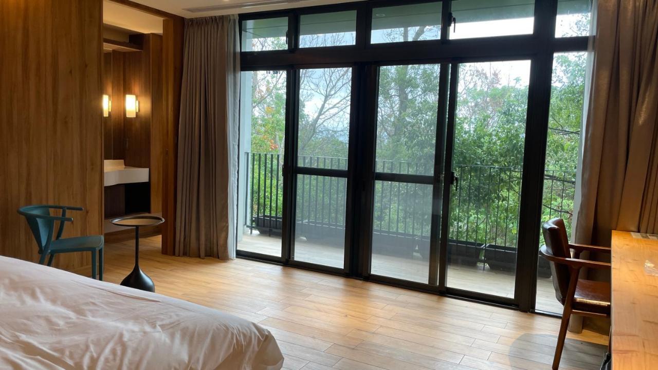 Ferienwohnung La Tree 普椿農場木子莊園 Donghe Exterior foto